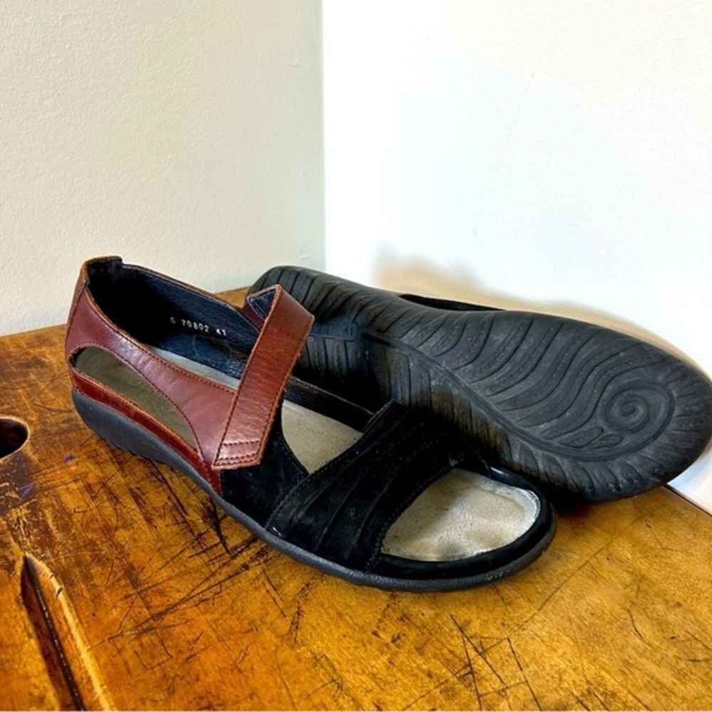 Naot Papaki Black Velvet Nubuck/Cinnamon Leather Sandal EU 41/L7 = Women's US 10